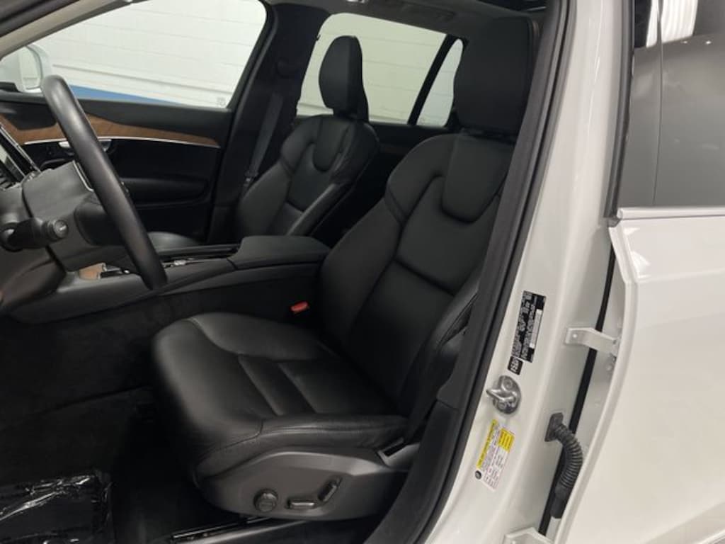 Used 2022 Volvo XC90 Recharge Plug-In Hybrid T8 Inscription Expression Extended Range 7P SUV