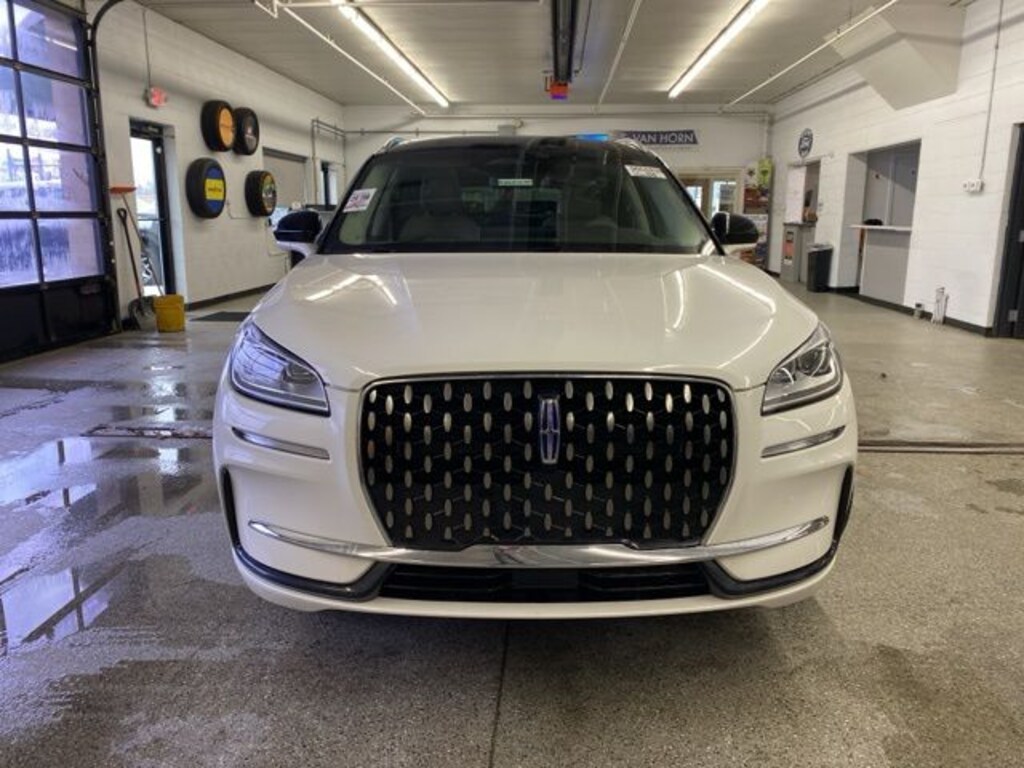 Used 2024 Lincoln Corsair Grand Touring SUV