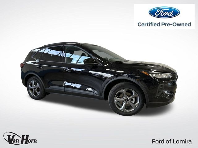 2025 Ford Escape ST-Line Select's photo