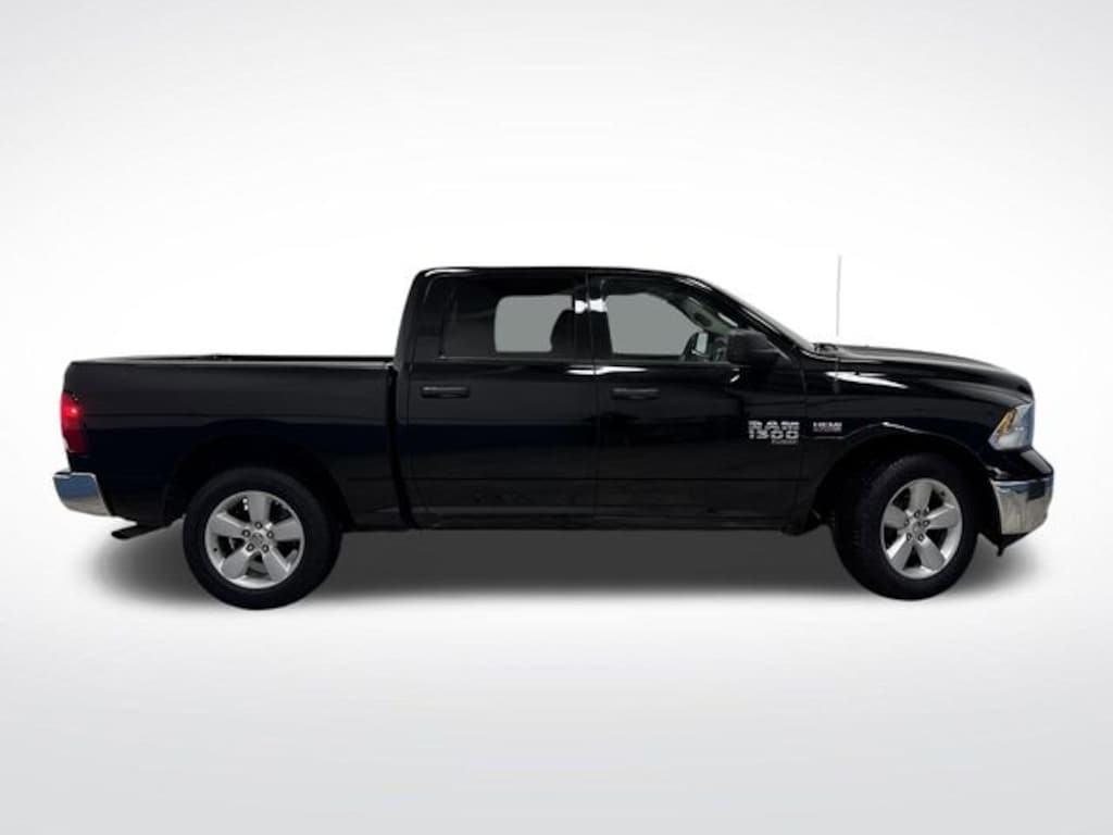 Used 2022 Ram 1500 Classic SLT Truck