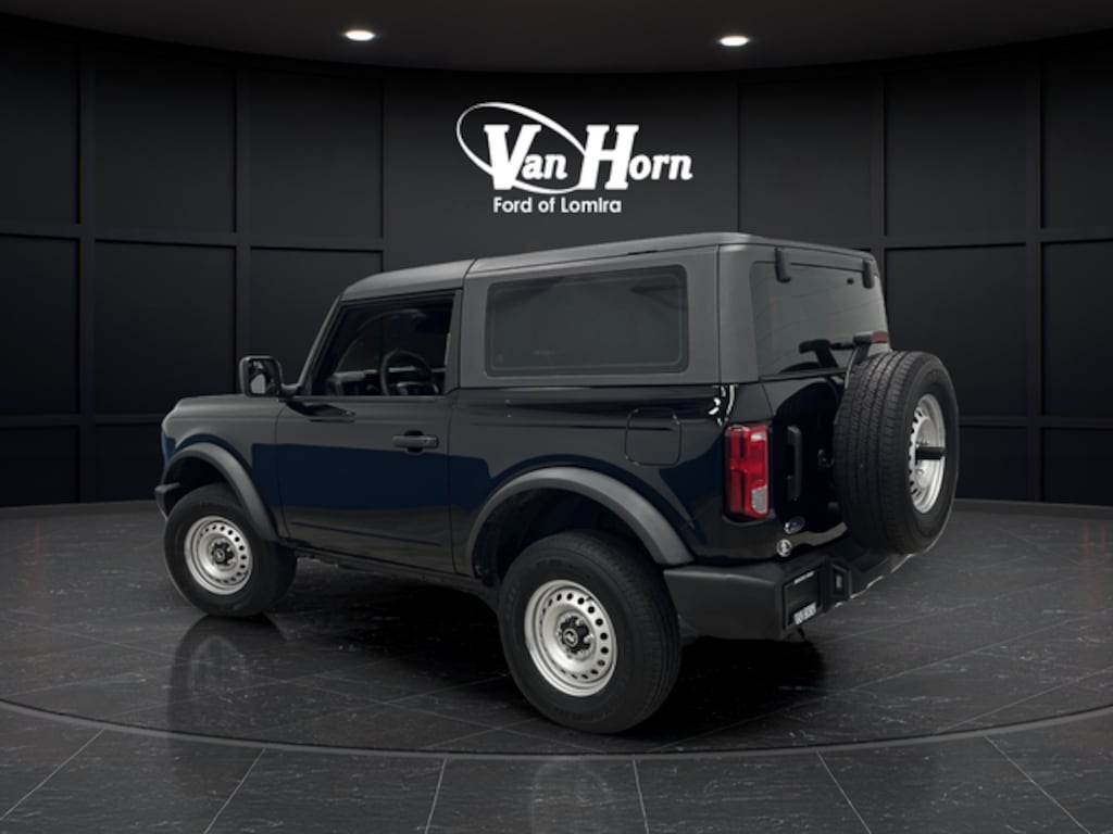 Used 2023 Ford Bronco Base SUV