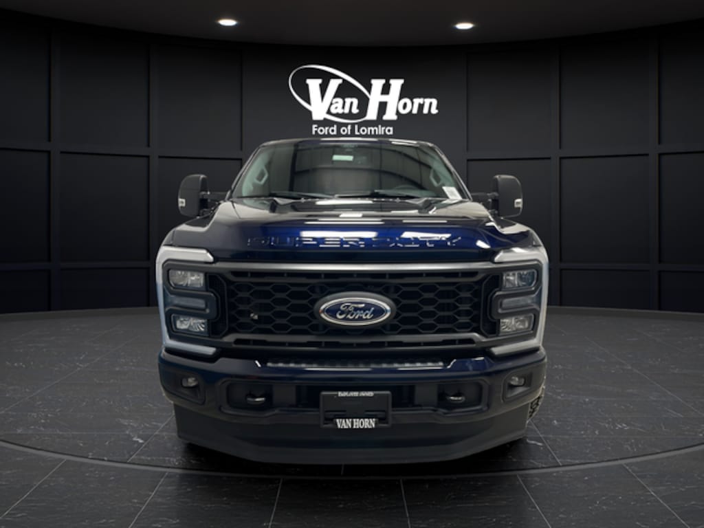 Used 2024 Ford F-250SD XLT Truck
