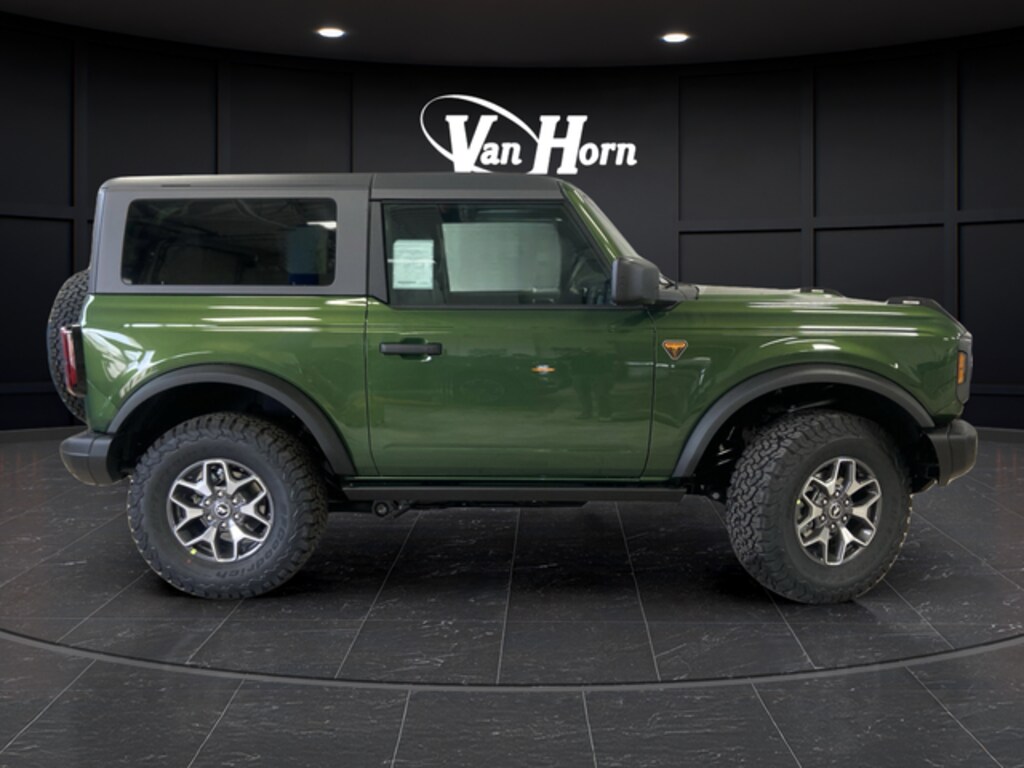 New 2025 Ford Bronco Badlands SUV