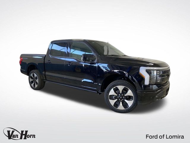 2025 Ford F-150 Lightning Platinum's photo