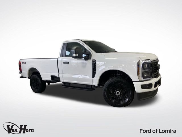2025 Ford F-350 Super Duty XL's photo