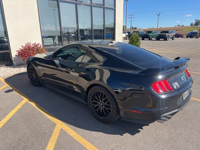 2019 Ford Mustang GT Premium photo 2