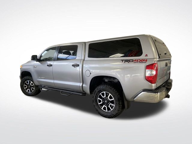 2017 Toyota Tundra SR5 photo 3