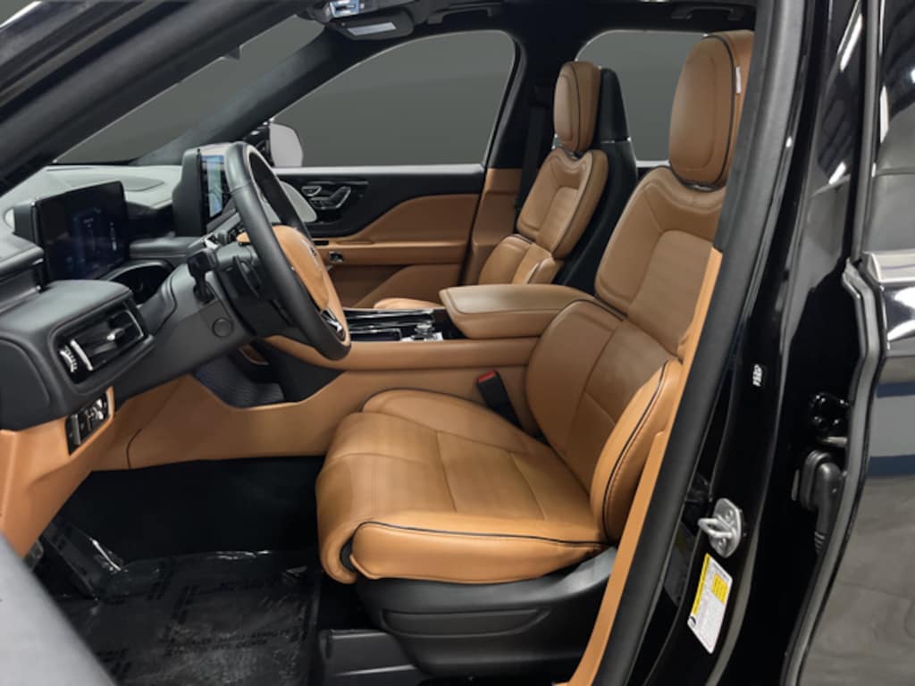 Used 2025 Lincoln Aviator Black Label SUV