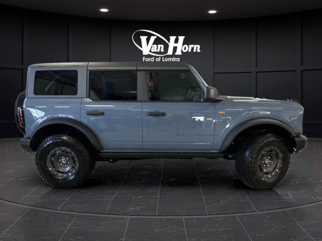 New 2025 Ford Bronco Badlands SUV