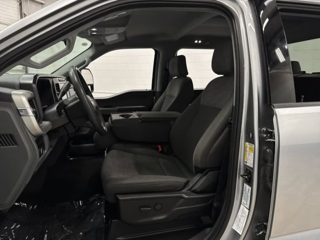 Used 2024 Ford F-250SD XLT Truck