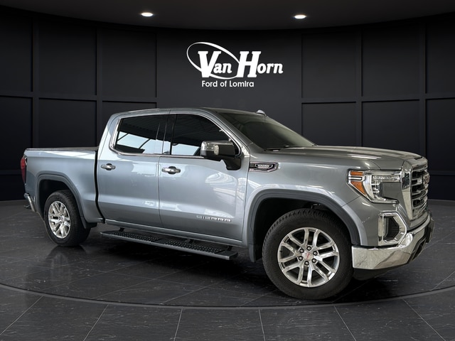 2020 GMC Sierra 4WD Crew Cab Short Box SLT's photo