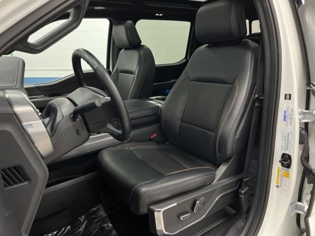 Used 2024 Ford F-150 Lariat Truck