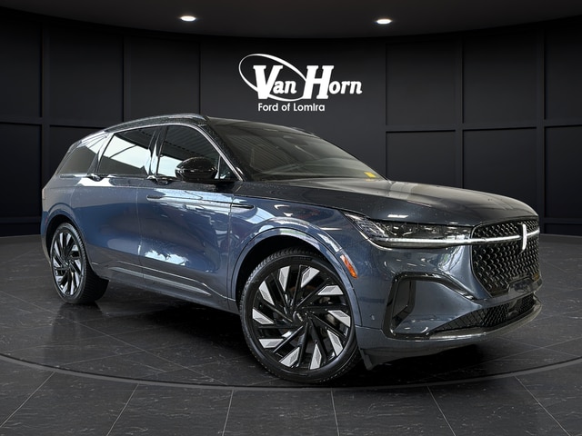 2024 Lincoln Nautilus Black Label AWD's photo