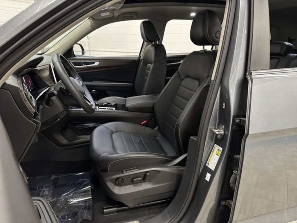 Used 2024 Volkswagen Atlas 2.0T SEL SUV