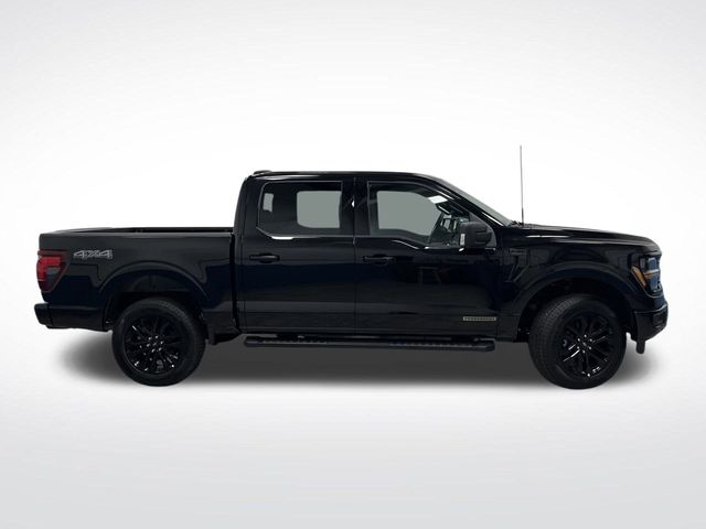 2025 Ford F-150 XLT photo 2