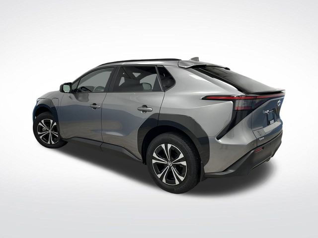 2024 Toyota bZ4X XLE photo 3