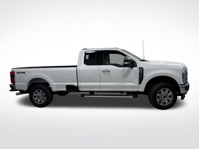2024 Ford F-350 photo 2