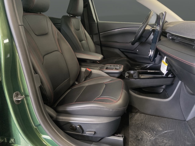 2025 Ford Mustang Mach-E Premium - Photo 31