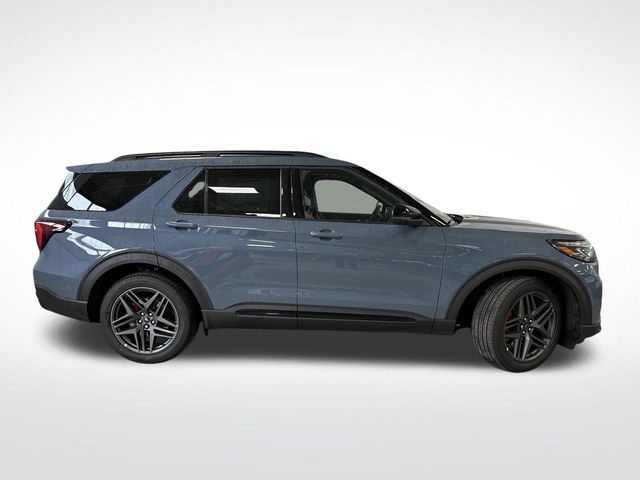 2026 Ford Explorer ST photo 2