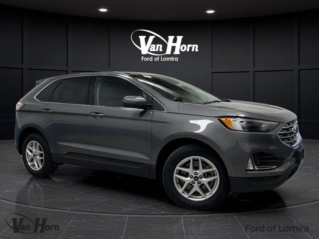 2022 Ford Edge SEL's photo