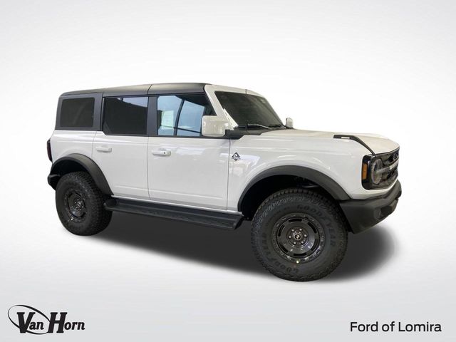 2025 Ford Bronco 4-Door Outer Banks's photo