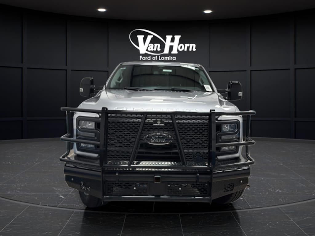 Used 2024 Ford F-250SD Lariat Truck