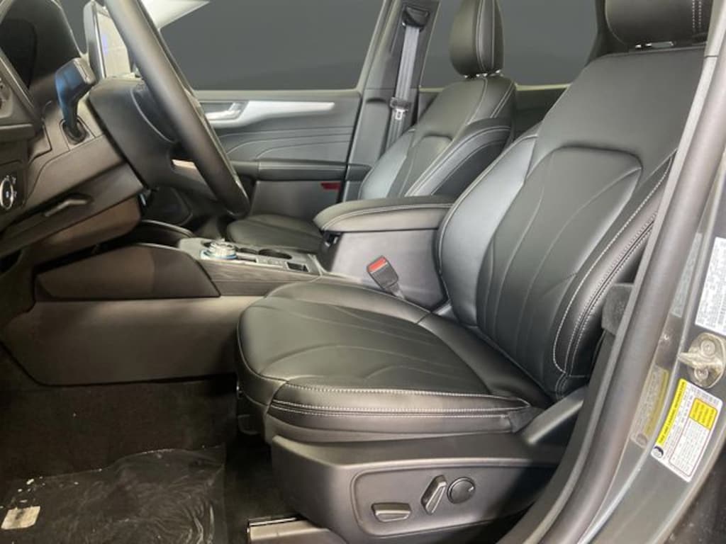 New 2025 Ford Escape Plug-In Hybrid Base SUV