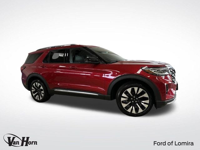 2026 Ford Explorer Platinum's photo