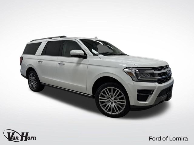 2022 Ford Expedition Limited's photo