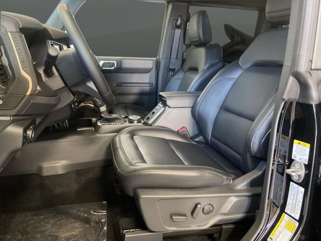 New 2025 Ford Bronco Badlands SUV