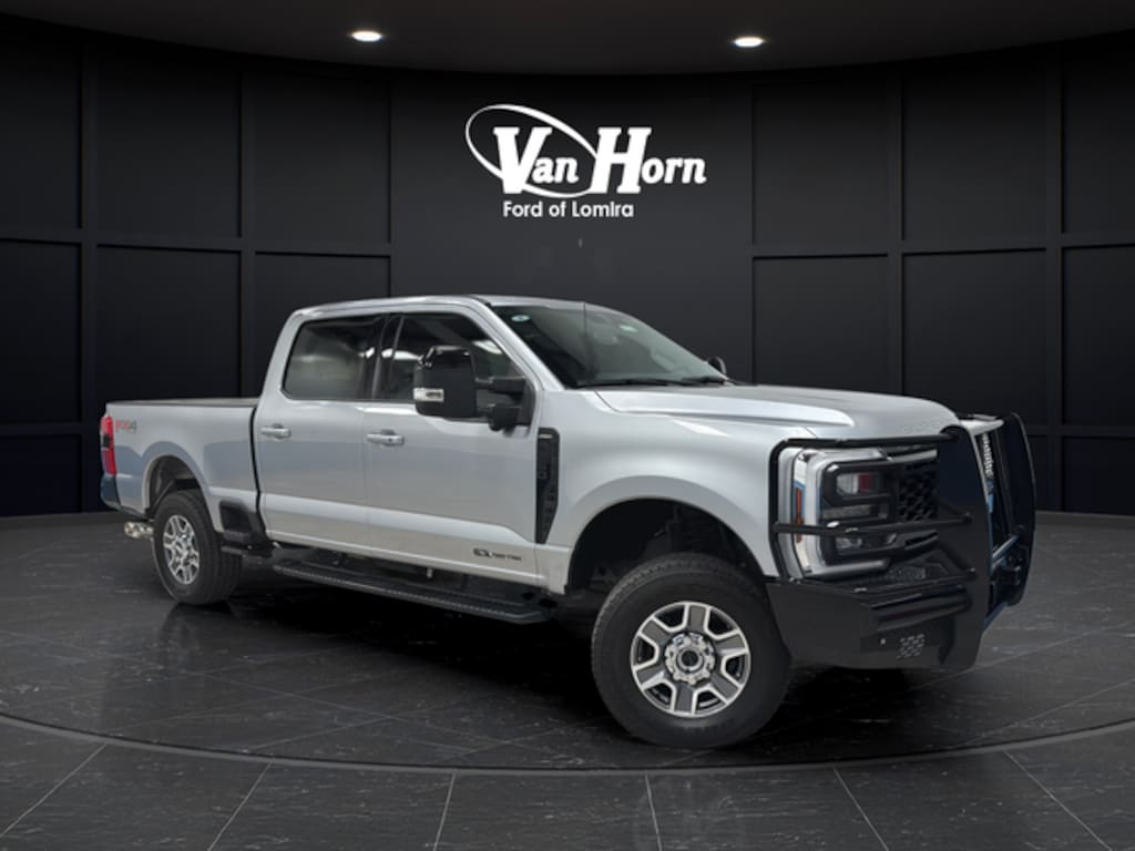 Used 2024 Ford F-250SD Lariat Truck