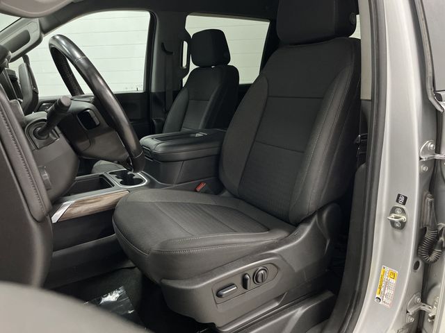 2022 Chevrolet Silverado 2500HD LT photo 4