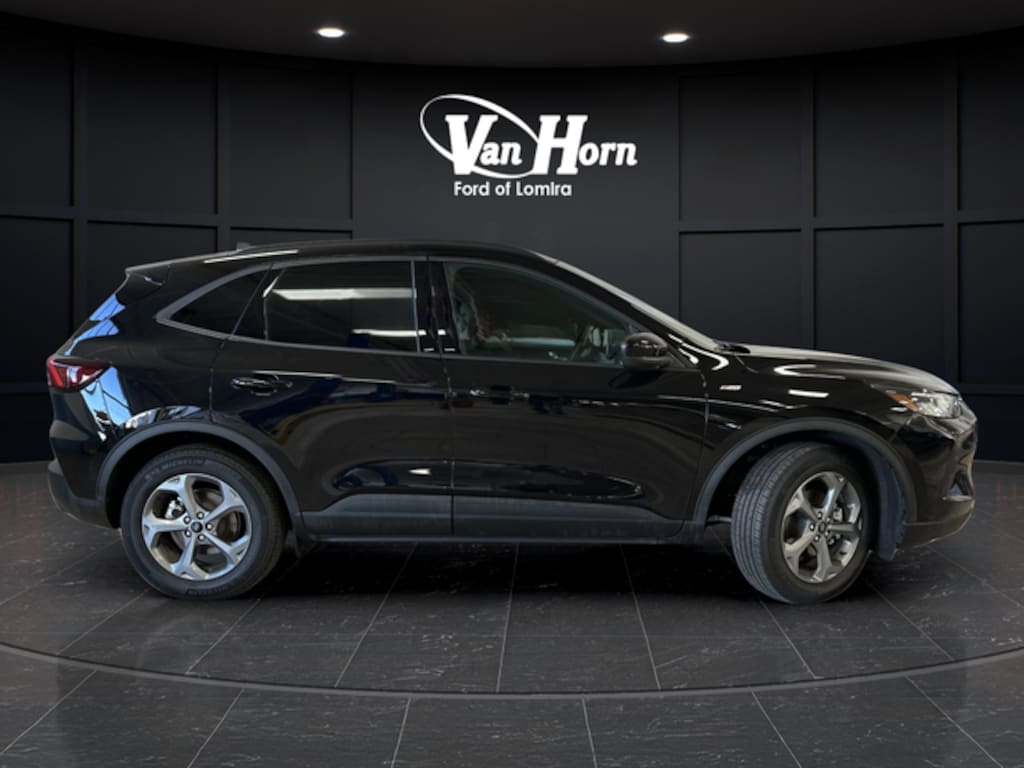 Certified 2025 Ford Escape Hybrid ST-Line Select SUV