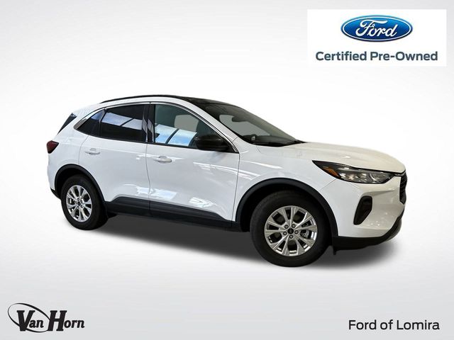 2023 Ford Escape Active's photo