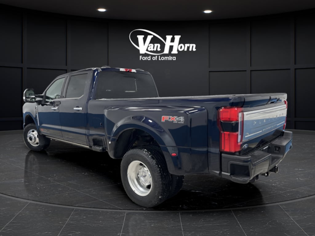 Used 2024 Ford F-350SD Platinum Truck