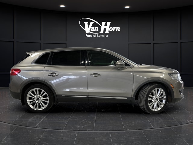 Used 2016 Lincoln MKX Reserve with VIN 2LMTJ8LR2GBL40049 for sale in Lomira, WI