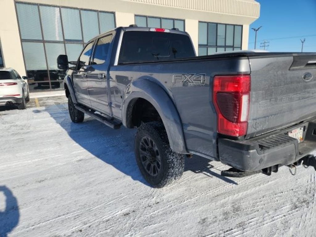 Used 2021 Ford F-250SD Lariat Truck