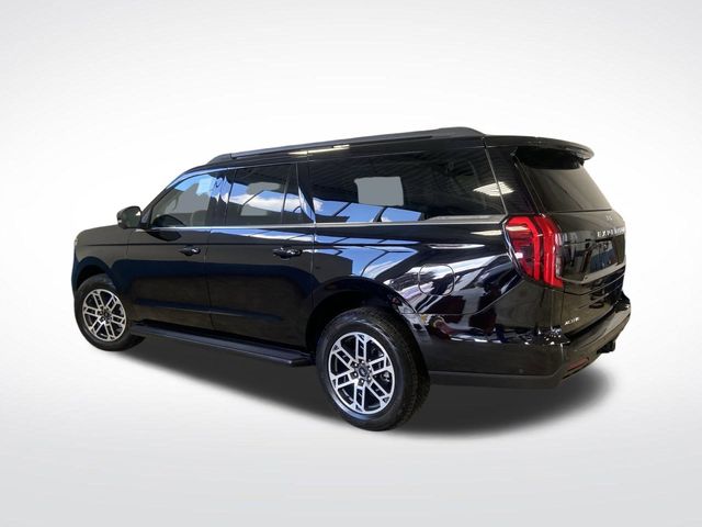 2025 Ford Expedition MAX photo 3