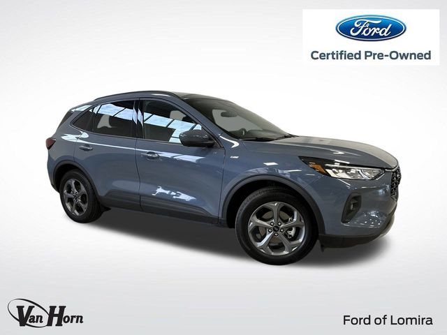 2025 Ford Escape ST-Line Select's photo
