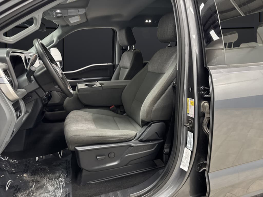 Used 2025 Ford F-250SD XLT Truck