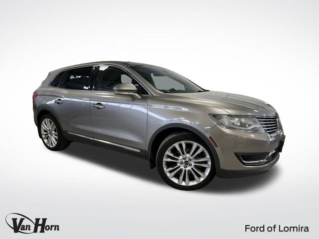 2016 Lincoln MKX Reserve's photo
