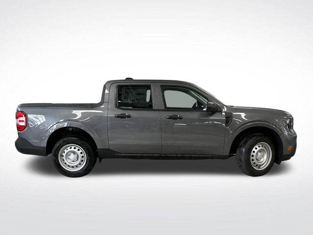 2025 Ford Maverick XL photo 2