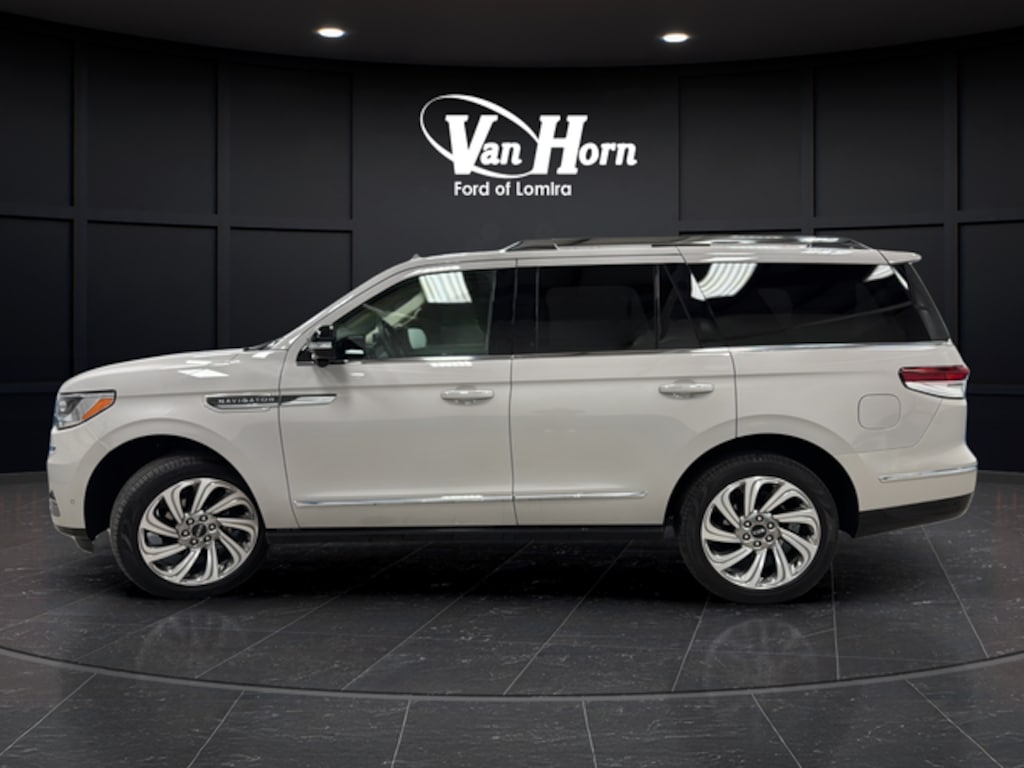 Used 2024 Lincoln Navigator Reserve SUV