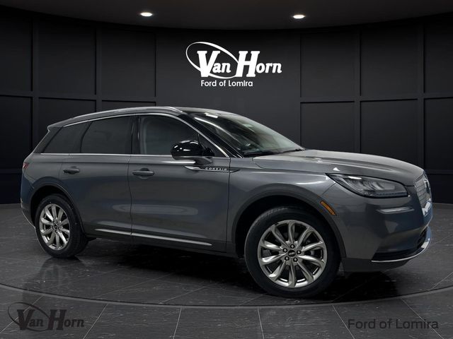 2022 Lincoln Corsair Base's photo