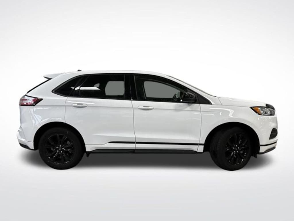 Certified 2024 Ford Edge SE SUV