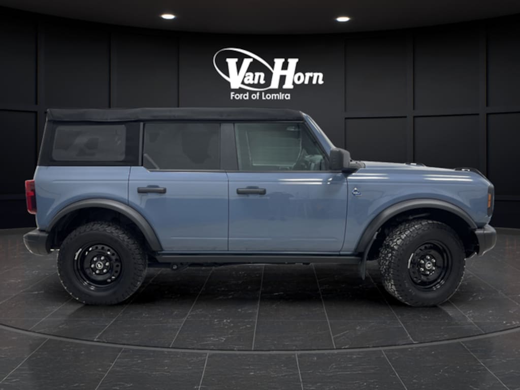 Used 2023 Ford Bronco Black Diamond SUV