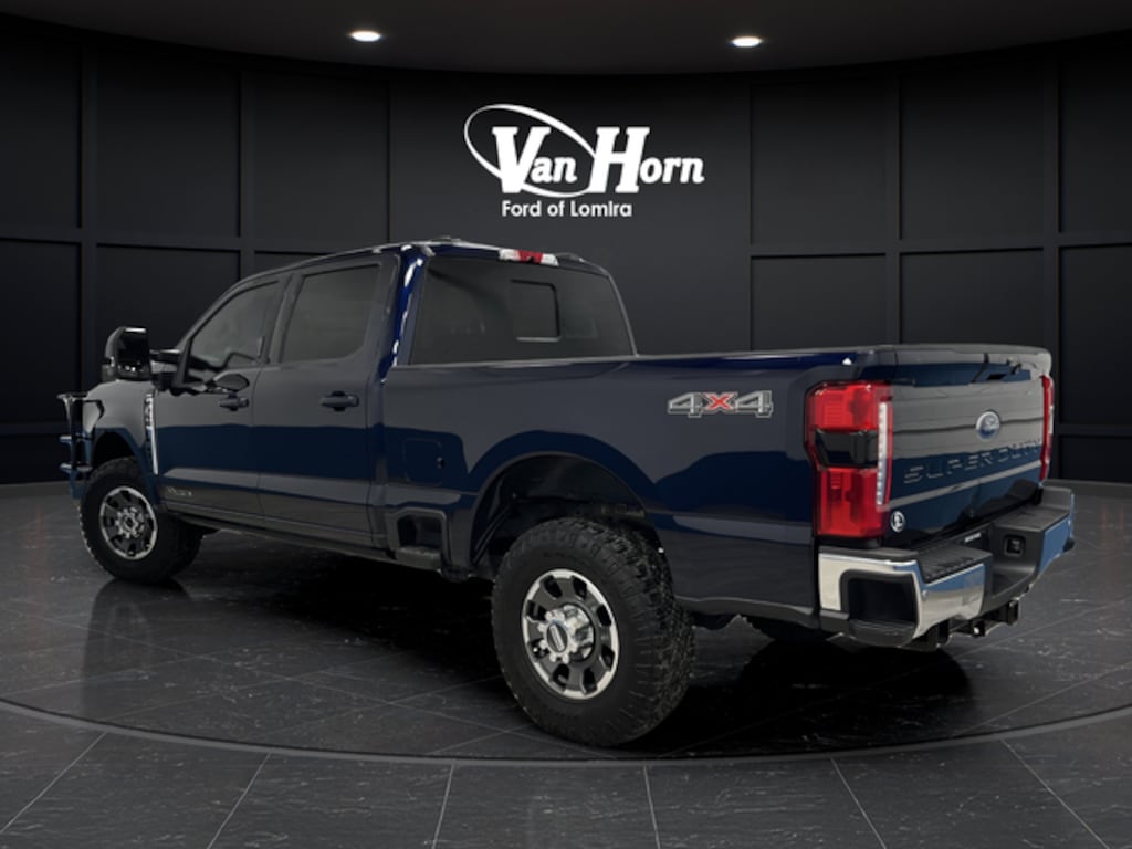 Used 2024 Ford F-350SD Lariat Truck