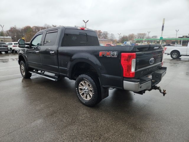 2017 Ford F-250 photo 3
