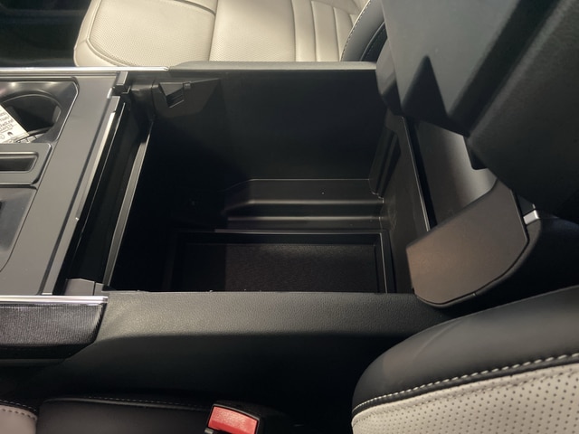 2025 Ford F-150 Lightning Platinum - Photo 21