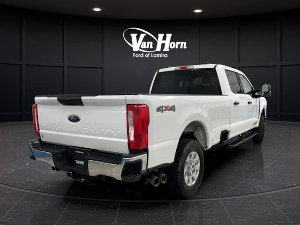 Used 2024 Ford F-250SD XLT Truck